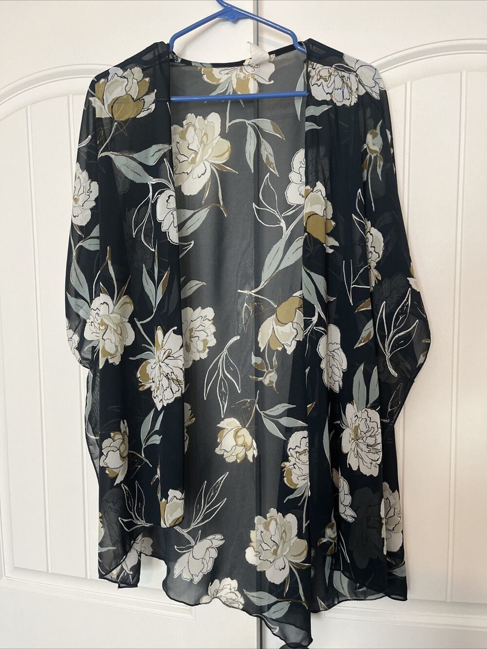 Emory Park Blue Floral Kimono M Women’s Short Sleeve Cardigan Flowy